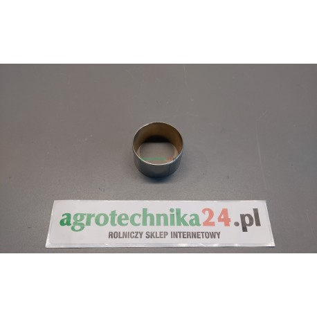 Tuleja przedniego napędu Maseey Ferguson 3789576M1