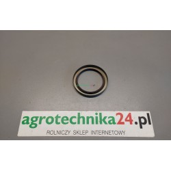 Uszczelniacz PTO 68x90x13 Massey Ferguson 3383568M1