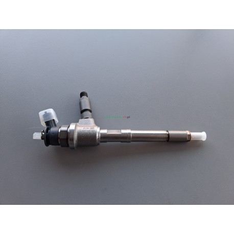 Wtryskiwacz Massey Ferguson V837086350