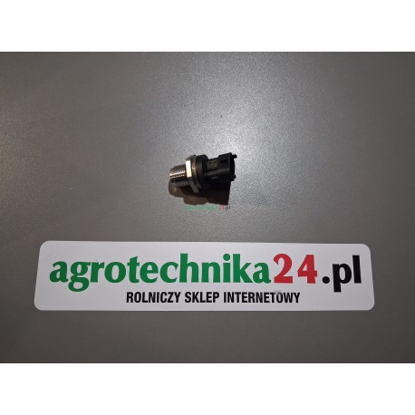 Czujnik ciśnienia listwy wtryskowej M18 0281002930